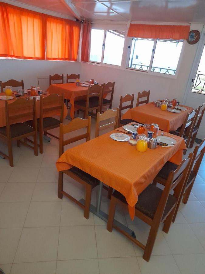 Yria Residencial Bed and Breakfast Porto Novo Exteriör bild