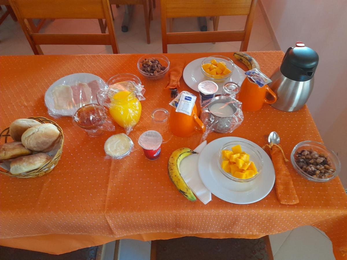 Yria Residencial Bed and Breakfast Porto Novo Exteriör bild