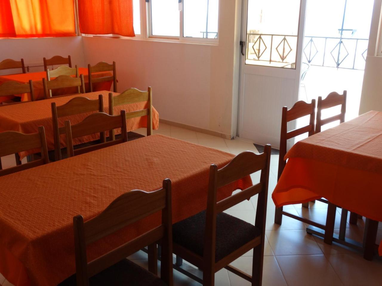 Yria Residencial Bed and Breakfast Porto Novo Exteriör bild